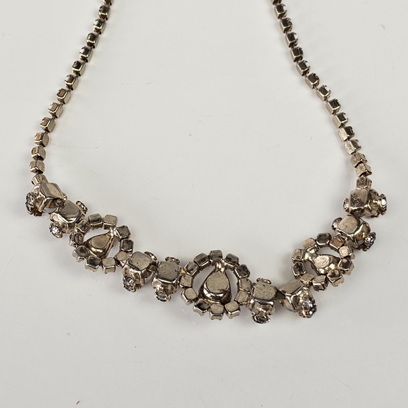 VTG Midcentury Silver Tone Rhinestone Milky Stone 3 D Necklace Costume Jewelry - Picture 6 of 13